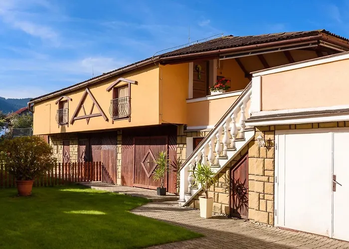 Apartman Elegant Bešeňová